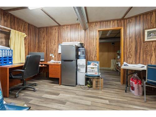 216 Burford-Delhi Townline Road, Scotland, ON 