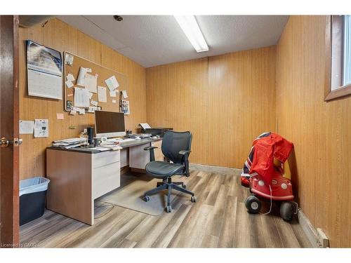 216 Burford-Delhi Townline Road, Scotland, ON 