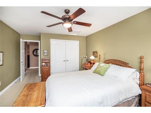 13 Mulligan Trail, Hamilton, ON - Indoor Photo Showing Bedroom