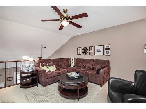 13 Mulligan Trail, Hamilton, ON - Indoor Photo Showing Living Room