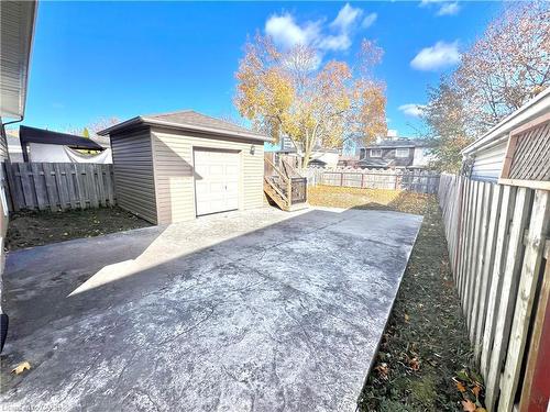 899 Prestwick Crescent, Sarnia, ON - Outdoor