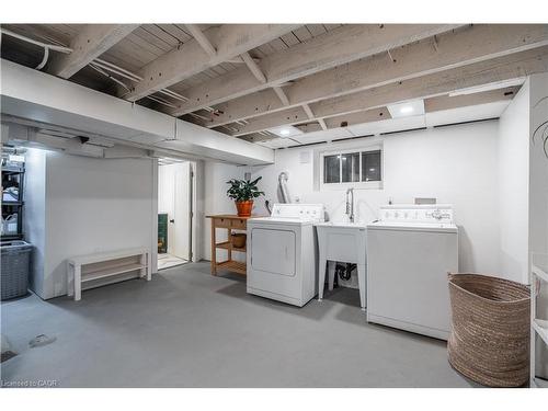 26 Weir Street S, Hamilton, ON - Indoor Photo Showing Laundry Room