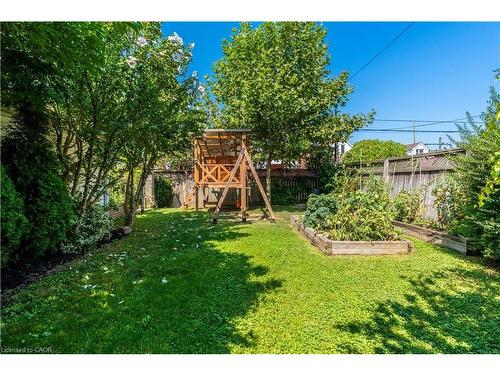 26 Weir Street S, Hamilton, ON - Outdoor