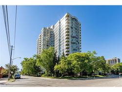 306-75 King Street E Mississauga, ON L5A 4G5