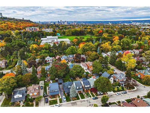 110 Kensington Avenue S, Hamilton, ON - Outdoor With View