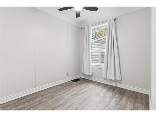 71 Glendale Avenue N, Hamilton, ON - Indoor Photo Showing Other Room