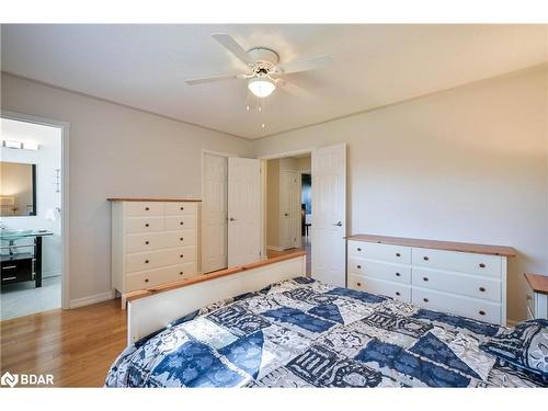 12 Langevin Drive, Wasaga Beach, ON - Indoor Photo Showing Bedroom
