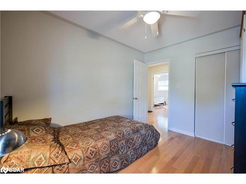 12 Langevin Drive, Wasaga Beach, ON - Indoor Photo Showing Bedroom