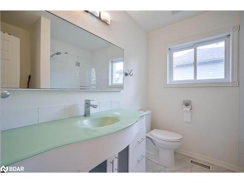 12 Langevin Drive, Wasaga Beach, ON - Indoor Photo Showing Bathroom