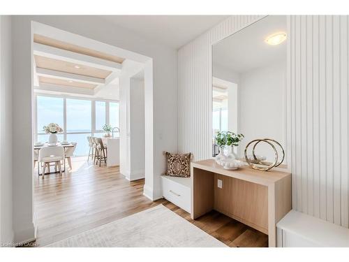 2102-2007 James Street, Burlington, ON - Indoor