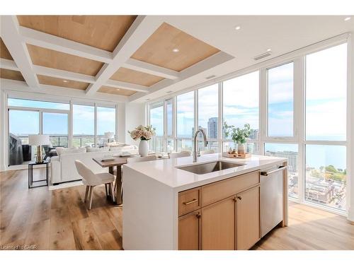 2102-2007 James Street, Burlington, ON - Indoor