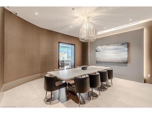 2102-2007 James Street, Burlington, ON - Indoor