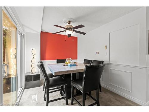 2396 Lyford Lane, Burlington, ON - Indoor Photo Showing Dining Room