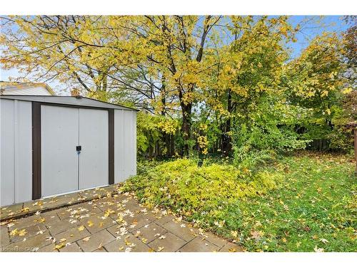 2396 Lyford Lane, Burlington, ON - Outdoor