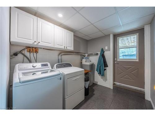 220 King Hiram Street, Ingersoll, ON - Indoor Photo Showing Laundry Room
