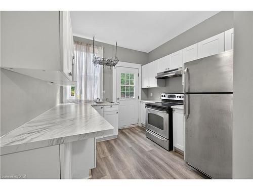 188 Stinson Street, Hamilton, ON - Indoor Photo Showing Kitchen