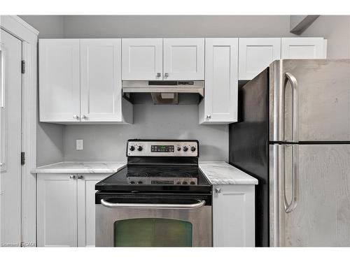188 Stinson Street, Hamilton, ON - Indoor Photo Showing Kitchen