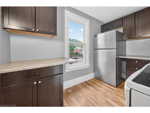 188 Stinson Street, Hamilton, ON - Indoor Photo Showing Kitchen