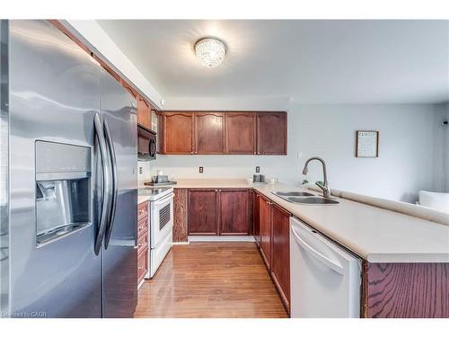 1157 Charminster Crescent, Mississauga, ON - Indoor Photo Showing Kitchen With Double Sink