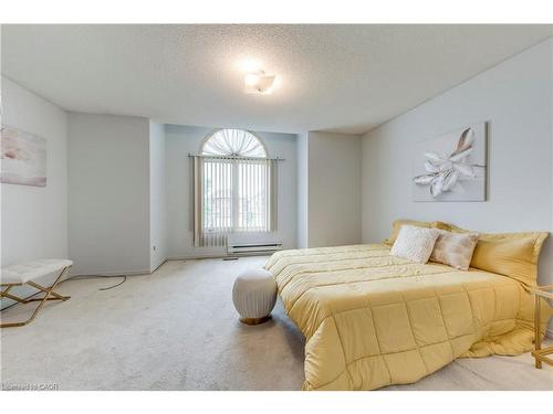 1157 Charminster Crescent, Mississauga, ON - Indoor Photo Showing Bedroom