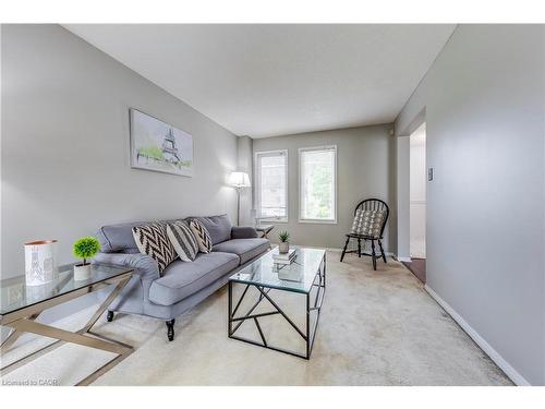 1157 Charminster Crescent, Mississauga, ON - Indoor Photo Showing Living Room