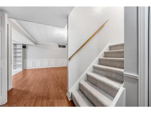 664 Brandenburg Boulevard, Waterloo, ON - Indoor Photo Showing Other Room