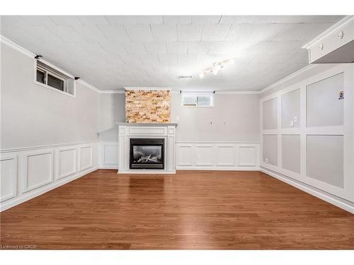 664 Brandenburg Boulevard, Waterloo, ON - Indoor With Fireplace