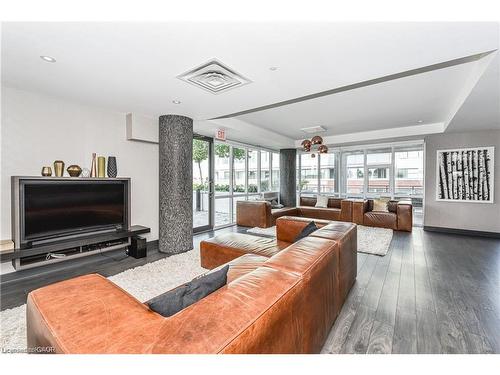 206-85 Duke Street W, Kitchener, ON - Indoor Photo Showing Living Room