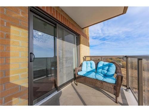 810-237 King Street W, Cambridge, ON -  With Exterior