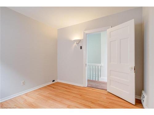 53 Sherman Avenue N, Hamilton, ON - Indoor Photo Showing Other Room