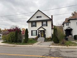 4789 St Clair Avenue  Niagara Falls, ON L2E 3T2