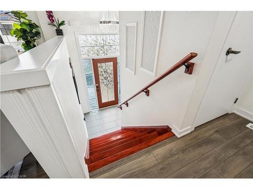 12 Crafter Crescent, Stoney Creek, ON - Indoor Photo Showing Other Room