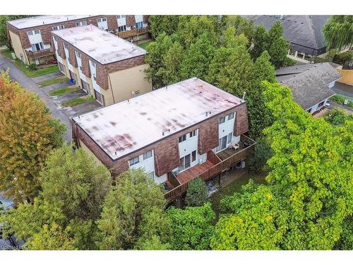 12-36 Greendale Drive, Hamilton, ON - Outdoor