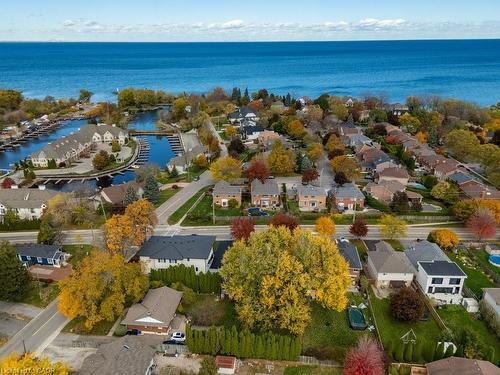 24 Lake Street, Grimsby, ON - Outdoor With Body Of Water With View