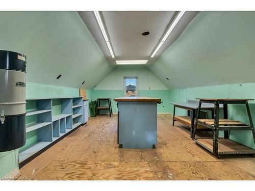 24 Lake Street, Grimsby, ON - Indoor Photo Showing Other Room