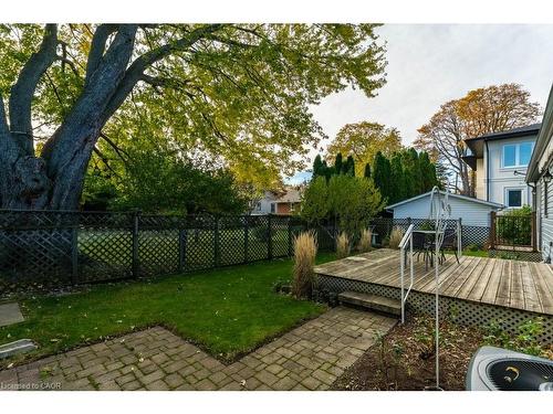 24 Lake Street, Grimsby, ON - Outdoor