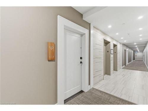 814-1878 Gordon Street, Guelph, ON - Indoor Photo Showing Other Room