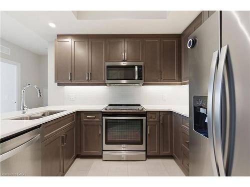 814-1878 Gordon Street, Guelph, ON - Indoor Photo Showing Kitchen With Double Sink With Upgraded Kitchen
