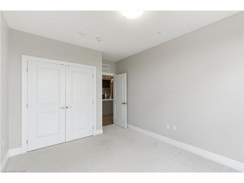 814-1878 Gordon Street, Guelph, ON - Indoor Photo Showing Other Room