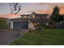 2347 Tweedsmuir Court  Burlington, ON L7P 4K9