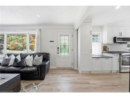 1822 Spragues Road, Ayr, ON - Indoor