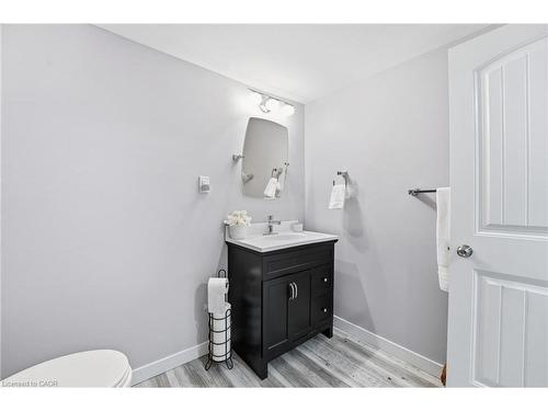 1822 Spragues Road, Ayr, ON - Indoor Photo Showing Bathroom