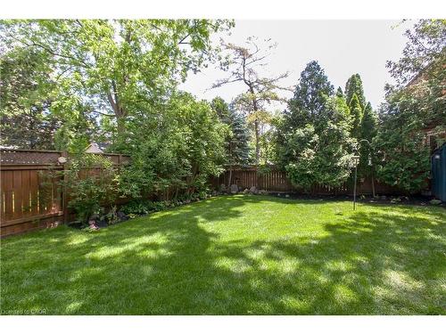 2154 Caroline Street, Burlington, ON - Outdoor With Backyard