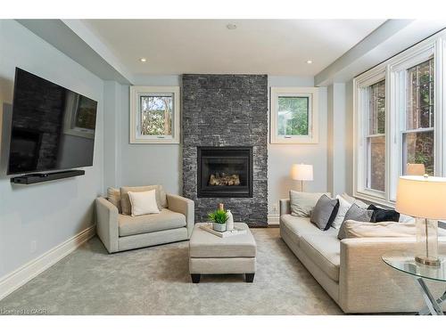 149 Fruitland Avenue, Burlington, ON - Indoor Photo Showing Living Room With Fireplace