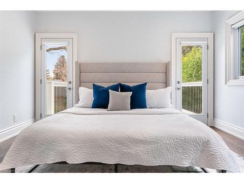 149 Fruitland Avenue, Burlington, ON - Indoor Photo Showing Bedroom