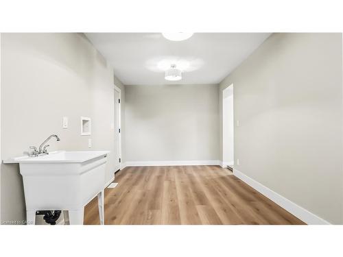 491 Upper Wentworth Street, Hamilton, ON - Indoor Photo Showing Other Room