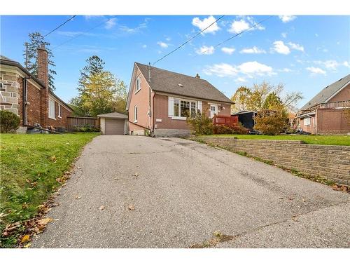 541 Courtland Avenue E, Kitchener, ON - Outdoor