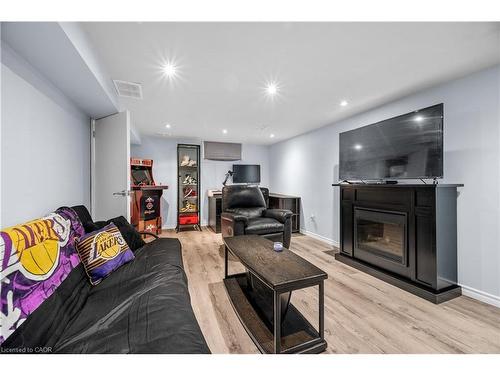 541 Courtland Avenue E, Kitchener, ON - Indoor Photo Showing Living Room With Fireplace