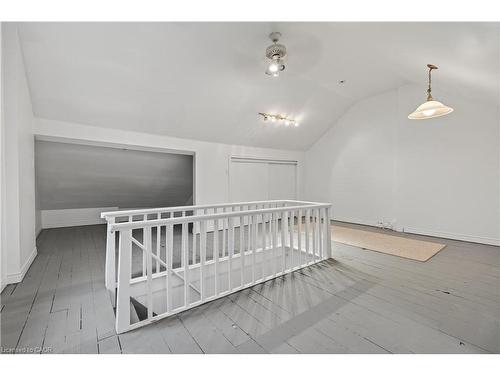 292 John Street N, Hamilton, ON - Indoor Photo Showing Other Room