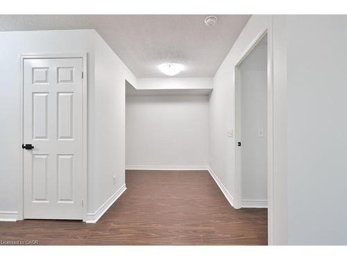 708-30 Grand Trunk Crescent, Toronto, ON - Indoor Photo Showing Other Room